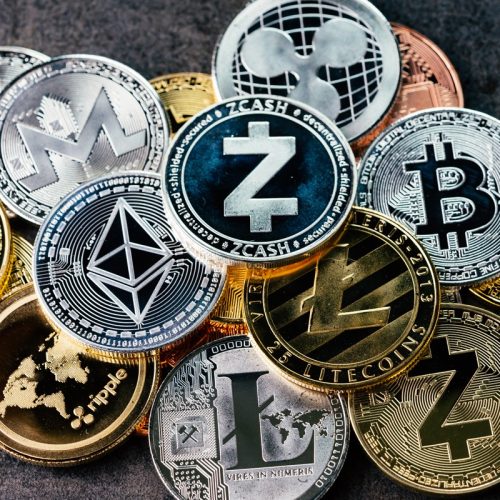 Comment Investir dans les cryptomonnaies en 2025 ?